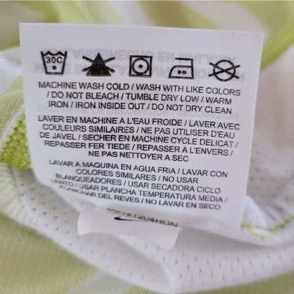 Nike Women's Dri-FIT Green Chevron Running Tank Top - Picture 10 of 11